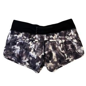 Lululemon Speed Up Low Rise Short 2.5 “